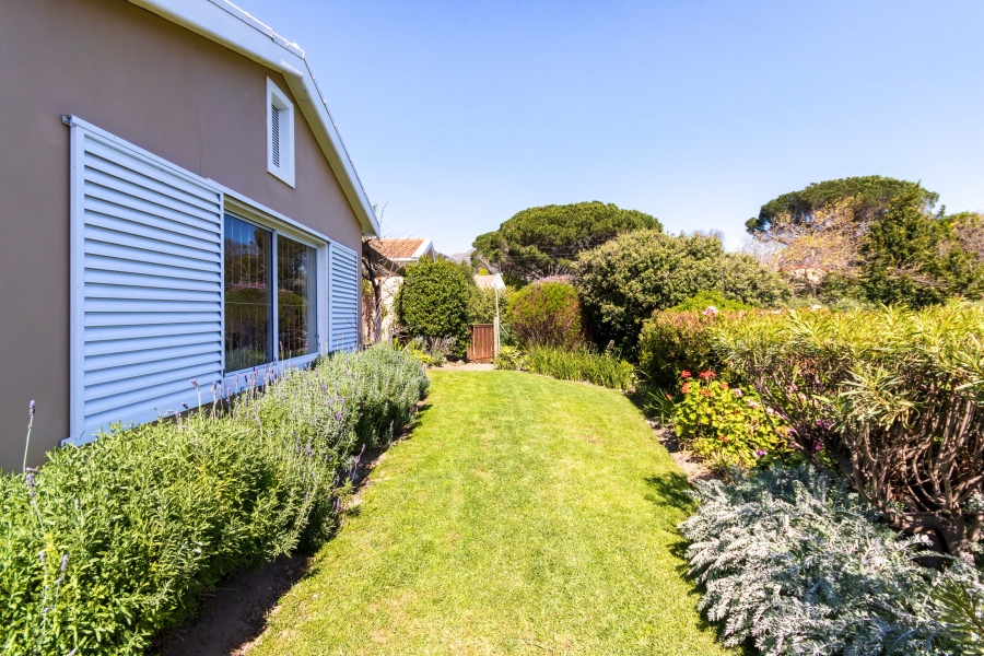 7 Bedroom Property for Sale in Tre Donne Estate Western Cape